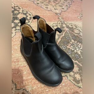 Blundstone Style Women's Black Chelsea Boots - Leather & Water Repellant